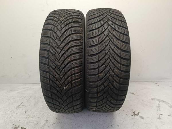 195/60R15 88T M+S SEMPERIT SPEED-GRIP 5 DOT4521 6MM - Vue 1